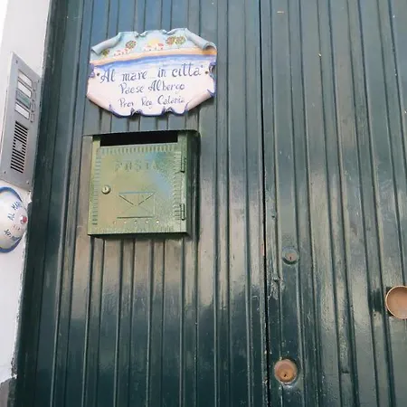 Bed & Breakfast Al Mare In Citta 3*