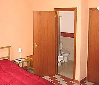 Bed & Breakfast Al Mare In Citta 3*