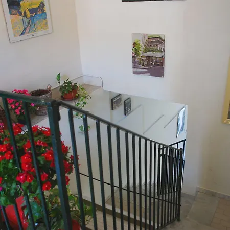 Al Mare In Citta Bed & Breakfast 3*