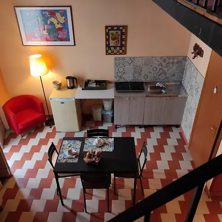 Al Mare In Citta Bed & Breakfast 4*