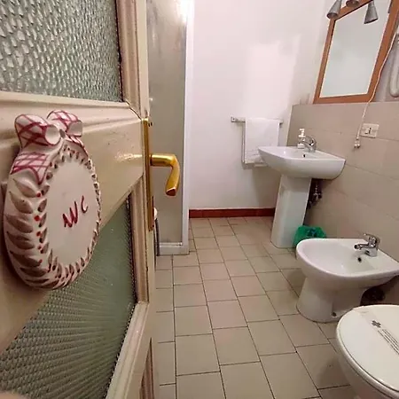 Al Mare In Citta Bed & Breakfast 4*