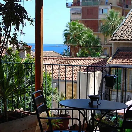 Bed & Breakfast Al Mare In Citta Catania