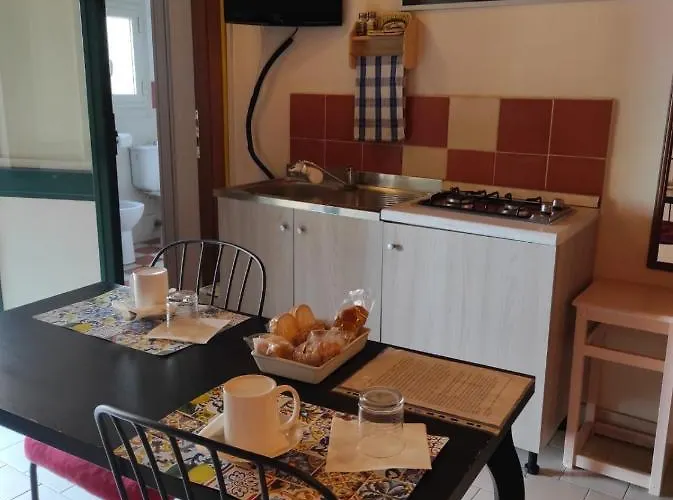 Bed & Breakfast Al Mare In Citta